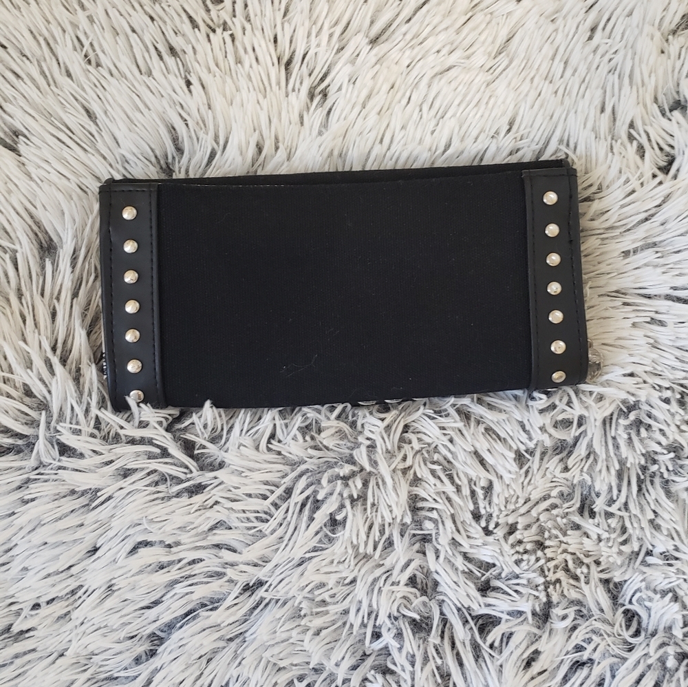 Hello Kitty Wallet - Picture 5 of 7